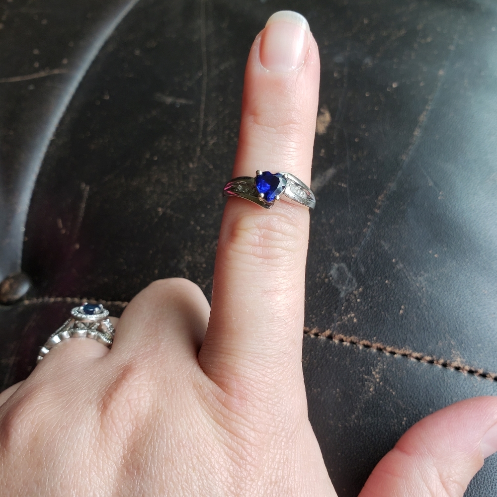 Sapphire ring